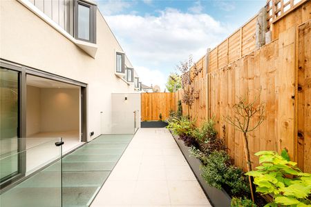 Rigeley Mews, London, NW10 - Photo 5