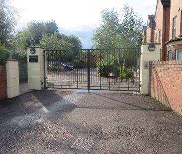 30 Richmond Park, Upper Lisburn Road , Belfast , BT10 0HB - Photo 2