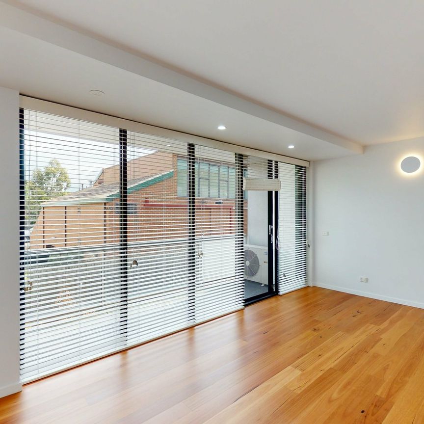 Parkville delight! - Photo 1