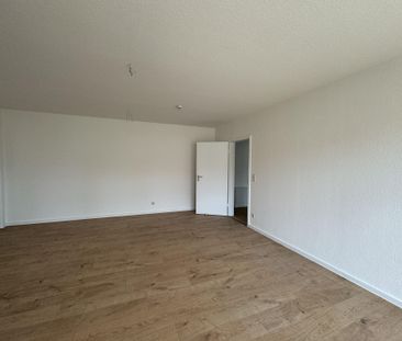 Perfekter Rückzugsort: Moderne 3-Raum-Wohnung mit Balkon - Photo 3