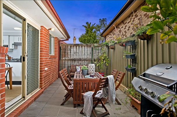 3/15 Balaclava Road, Eastwood. - Photo 1