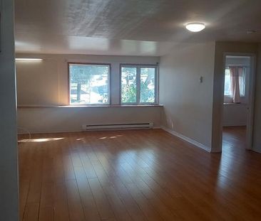 grand 4 1/2, bord de l'eau, à louer à Montréal-nord, Grand balcon a... - Photo 3