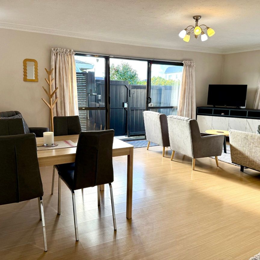 Sydenham, 2 bedrooms - Photo 1