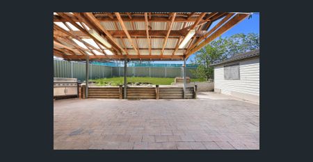 Well-Presented Family Home in Quiet Location - Photo 5