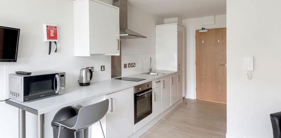 1 bedroom flat to rent - Photo 2