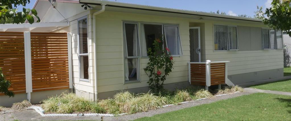 Cozy Coastal Property. - Photo 1
