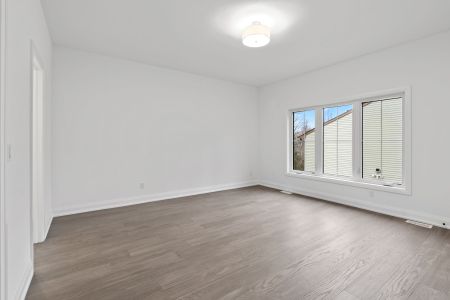 For Lease - 9 Santa Barbara Lane, Halton Hills, Ontario - Photo 4