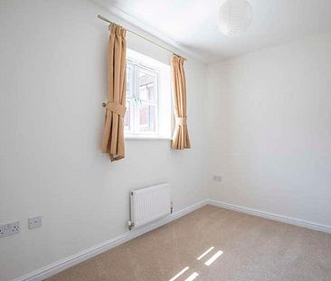 Persimmon Gardens, Cheltenham, GL51 - Photo 2