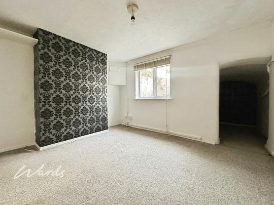 2 bedroom ground floor maisonette to rent - Photo 1
