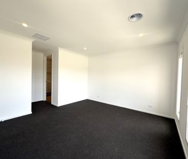 18 Milesi Street, Charlemont - Photo 3