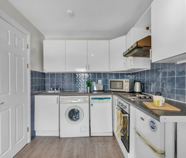 1 bedroom flat to rent - Photo 4