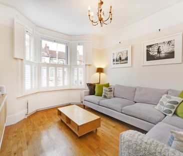 3 bed Terraced House To Let - Photo 1
