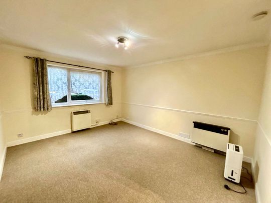 Albert Street, Fleet, Hampshire, GU51 - Photo 1