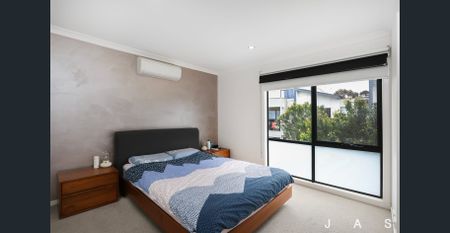 A Striking Modern Residence Designed for Effortless Living - Photo 4