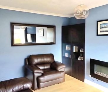 3 Windsor Avenue, Lisburn, BT28 1EE - Photo 2