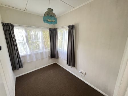 Walk to Town! - Photo 2