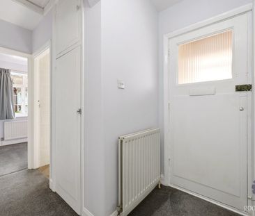 Lynmouth Avenue, Morden, SM4 - Photo 4