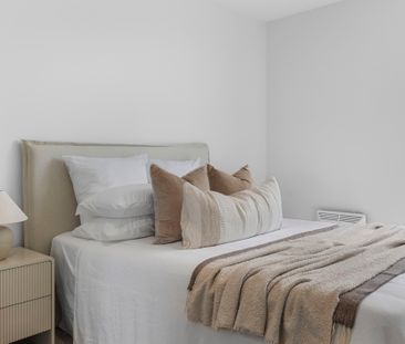 Fully Furnished In the City - Photo 3