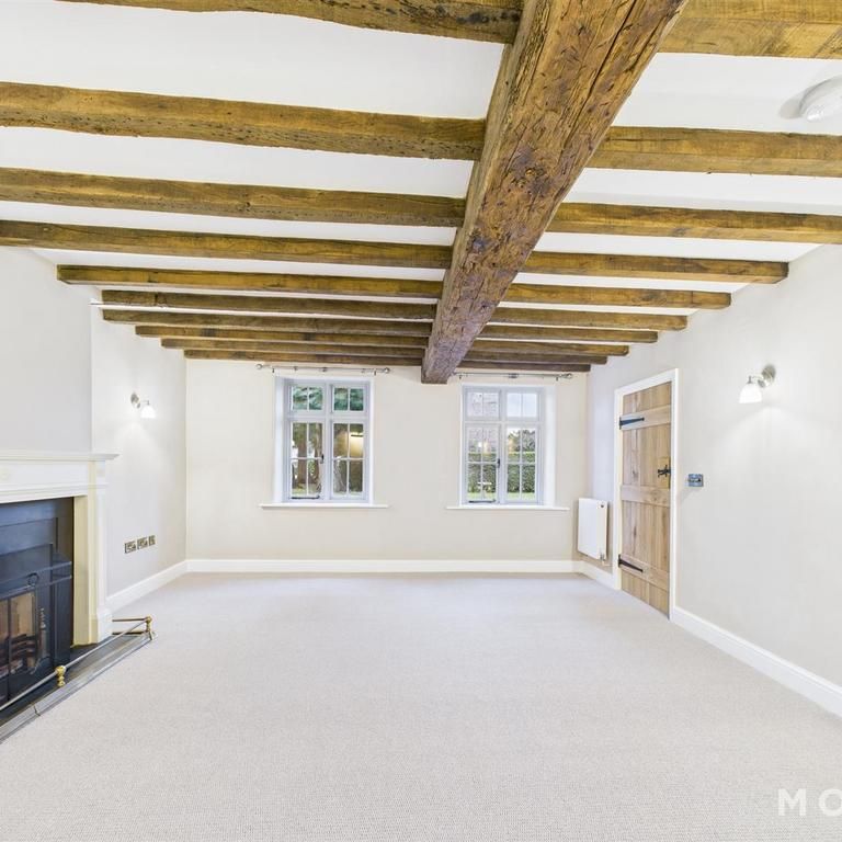 5 bedroom detached house to rent - Photo 1