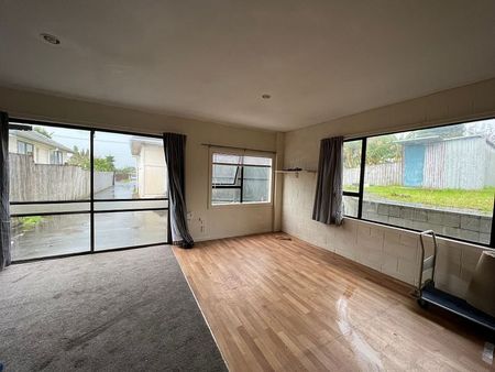 one bedroom studio unit - Photo 2