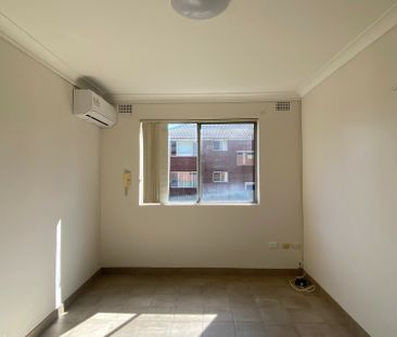 View Saturday at 2.20pm - 2.40pm - Photo 5