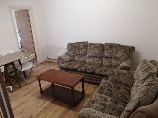 7 bedroom house share to rent - Photo 1