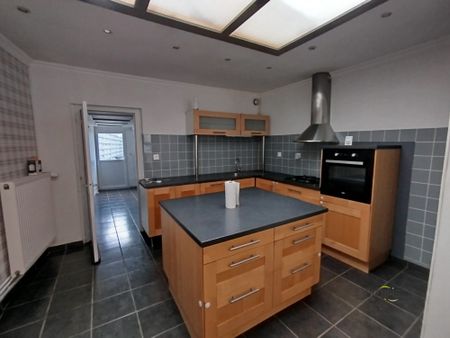 Location Maison 4 pièces 80m² TOURCOING 59200 - Photo 5