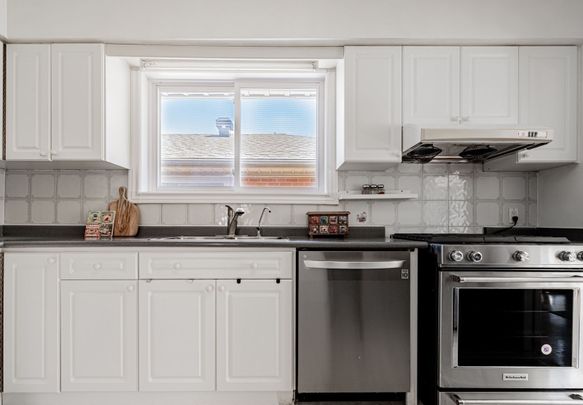 For Lease - 6 Arrowstook Road Unit# Main, Toronto, Ontario - Photo 1