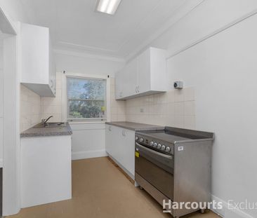 Very Well Maintained Residence! - Photo 2