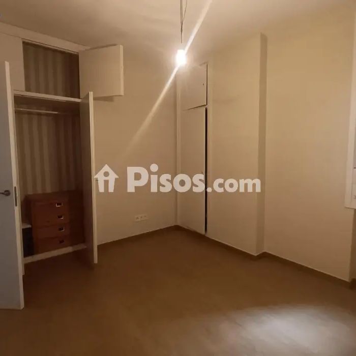 Piso en alquiler en Calle de San Lorenzo - Photo 1