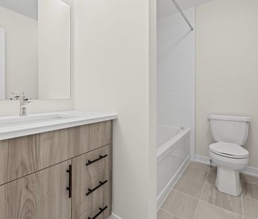 For Lease - 126 Beebalm Crescent, Barrhaven, Ontario - Photo 4