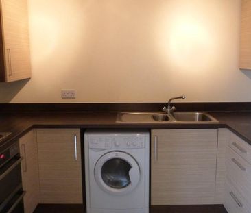 2 bedroom apartment to rent - Photo 6