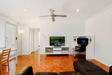 7/37 York Street,Belmore,New South Wales 2192, Sydney - Photo 3