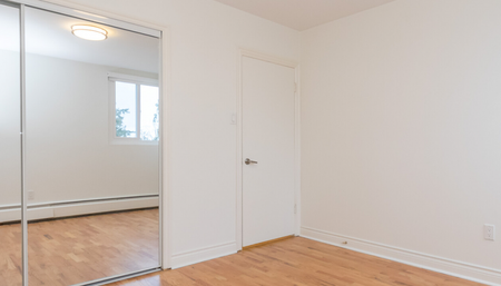 Christie Point Apartments - Photo 5