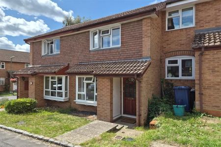 2 bedroom terraced house to rent - Photo 4