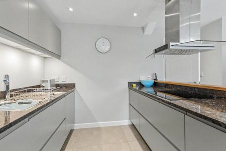 3 bedroom townhouse to rent - Photo 3