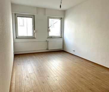 Sanierte City-Wohnung - sofort frei - Photo 2