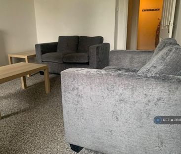 2 bedroom flat to rent - Photo 6