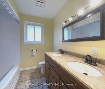 For Lease - 17 Valleycrest Avenue, Markham, Ontario - Photo 6