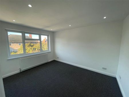 5 bedroom semi-detached house to rent - Photo 5