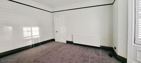 3 bedroom House To Let Total Size: 1292 SQ FT - Photo 4