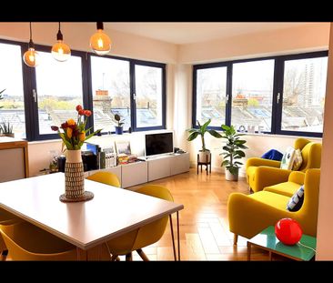 2 Bed Flat, London, SW18 - Photo 5