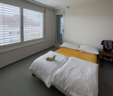 2.5 Zimmer, 73 m², 1. Stock - Foto 2