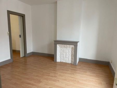 GRAND TYPE 2 REMICOURT PROCHE CHAMPS ELYSEES - Photo 2