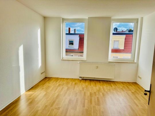 Kleine renovierte 2-Zimmer Wohnung zu vermieten - Photo 1