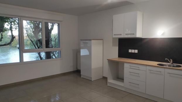 Location Appartement 2 pièces 42m² GIVORS 69700 - Photo 1