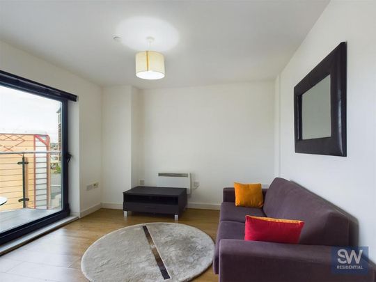 1 bedroom apartment to rent - Photo 1