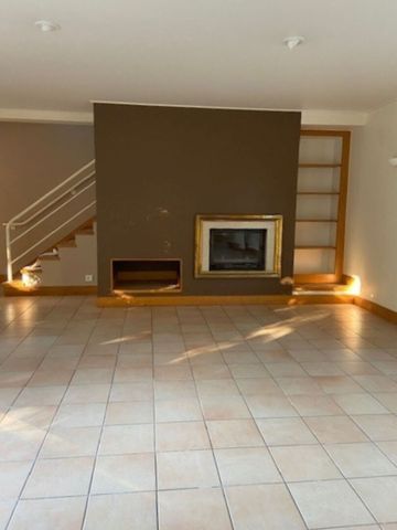 Location maison 5 pièces, 180.00m², Périgny - Photo 3