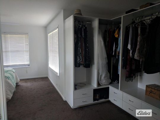 HATTON VALE - Photo 1