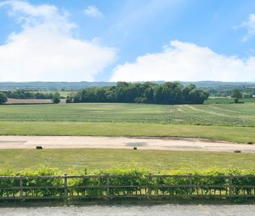 Park Farm Barns, Snitterfield - Photo 2
